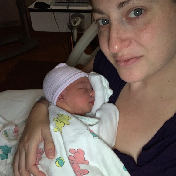 Meet your Posher, Jackie - Picture 2 of 12